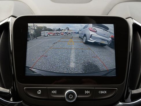 Used 2018 Chevrolet Volt Premier image 27