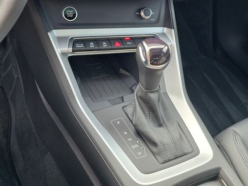 Certified 2025 Audi Q3 2.0T Premium w/ Convenience Package image 53