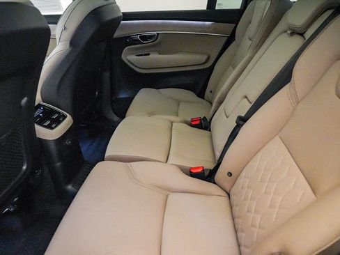 Certified 2026 Volvo XC90 T8 Plus w/ Protection Package Premier AWD/4WD image 20