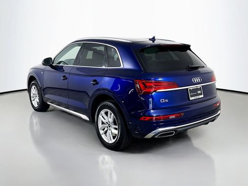 Certified 2024 Audi Q5 2.0T Premium w/ Convenience Package AWD/4WD image 3