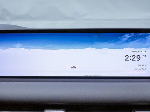 Certified 2025 Genesis G80 2.5T Advanced image 16