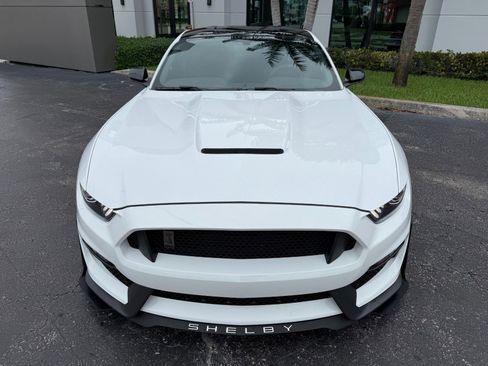 Used 2019 Ford Mustang Shelby GT350 w/ Technology Package image 7
