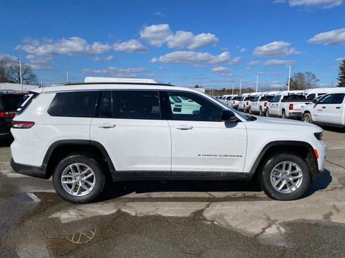 New 2025 Jeep Grand Cherokee L Laredo w/ Luxury Tech Group I image 2