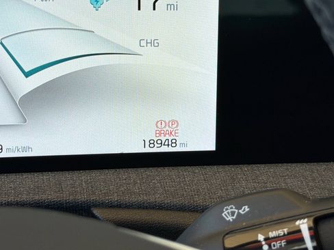 Used 2024 Kia EV6 Wind w/ Wind Technology Package AWD/4WD image 30