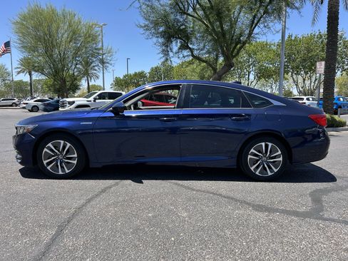 Used 2020 Honda Accord Hybrid image 2