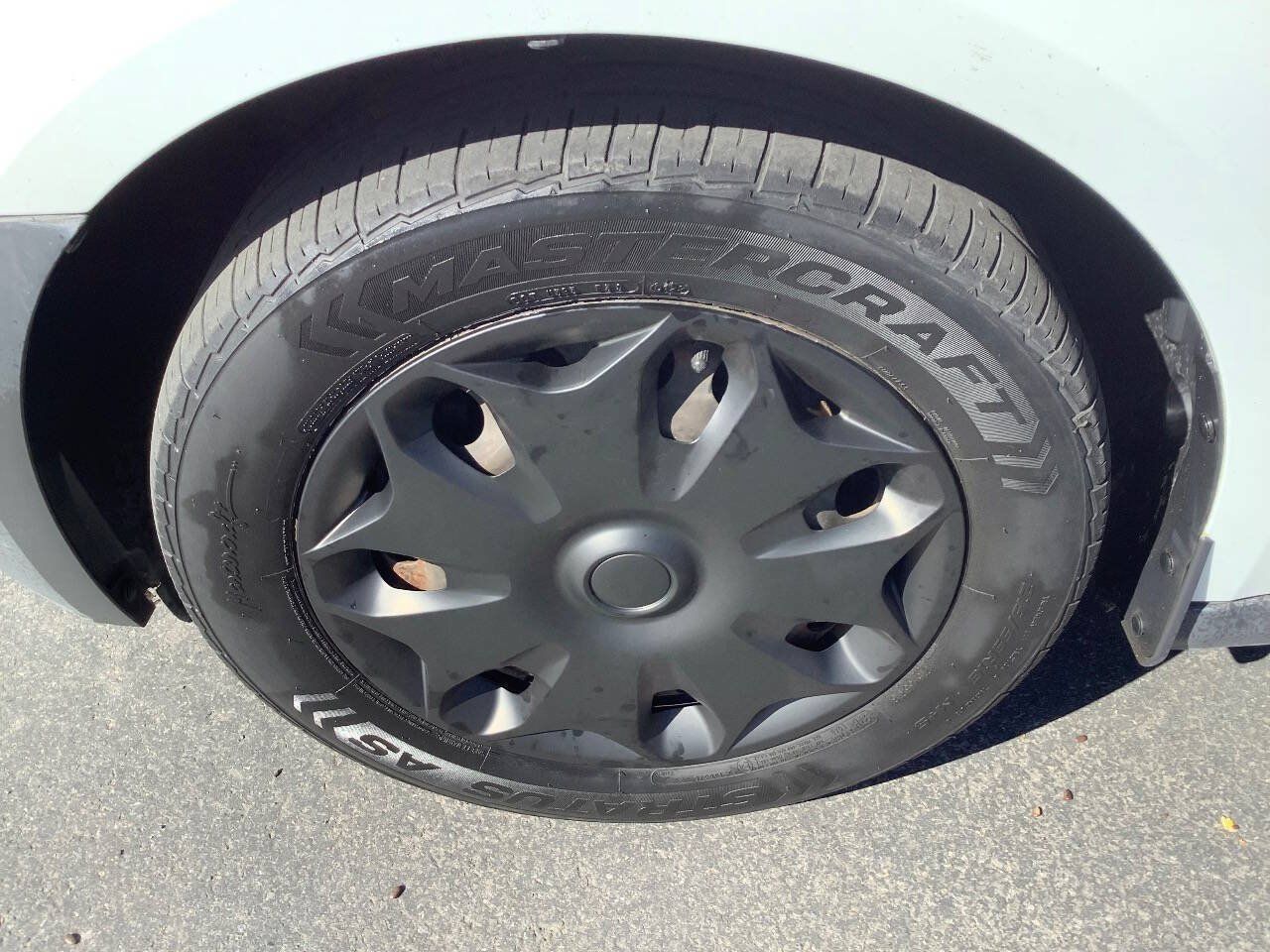 Used 2015 Ford Transit Connect XL FWD image 23
