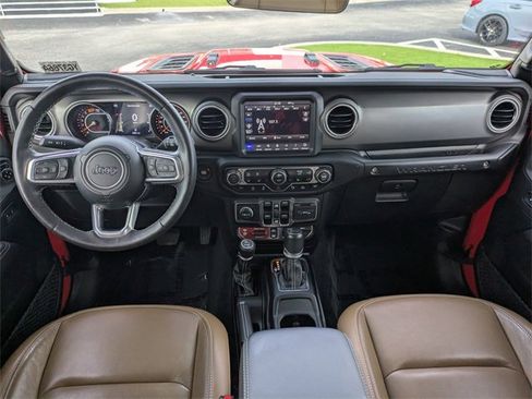 Used 2023 Jeep Wrangler Unlimited Rubicon w/ Steel Bumper Group image 18