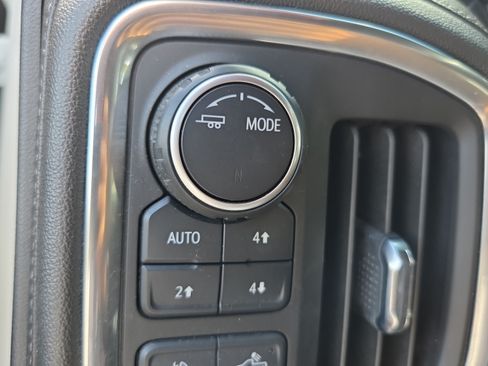 Used 2022 Chevrolet Silverado 2500 LTZ w/ Safety Package AWD/4WD image 25