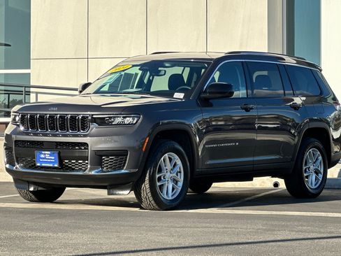 Used 2024 Jeep Grand Cherokee L Laredo image 7