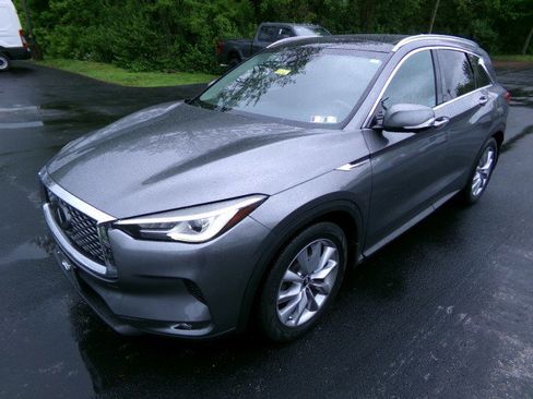 Used 2019 INFINITI QX50 Essential w/ Premium Heat Package AWD/4WD image 5