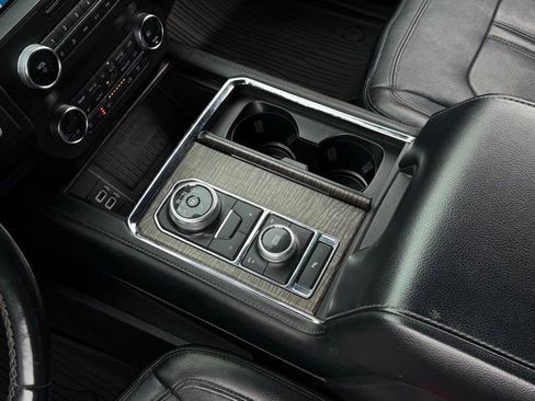 Certified 2019 Ford Expedition Max Limited AWD/4WD image 32