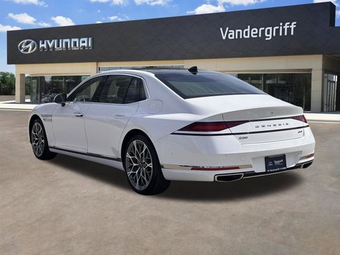Used 2025 Genesis G90 3.5T image 12
