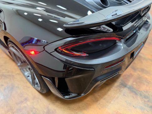 Used 2019 McLaren 600LT RWD image 68