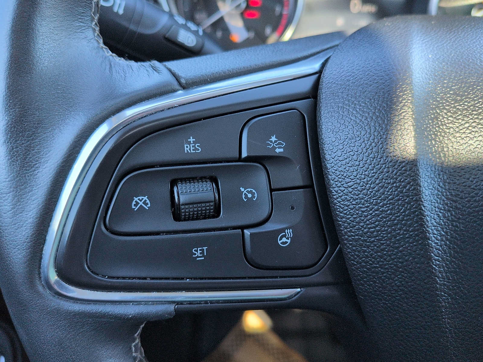 Used 2023 Buick Encore GX Essence w/ Experience Buick Package AWD/4WD image 18