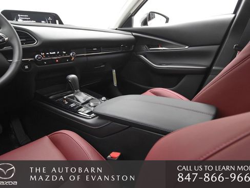 Used 2025 MAZDA CX-30 AWD 2.5 S w/ Preferred Package image 23