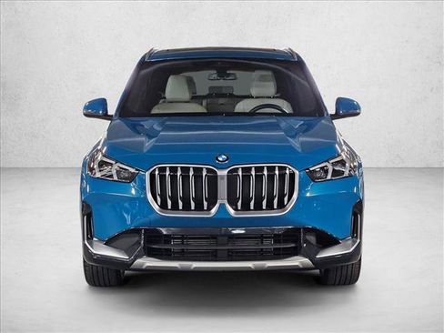 Certified 2025 BMW X1 xDrive28i w/ Convenience Package image 2