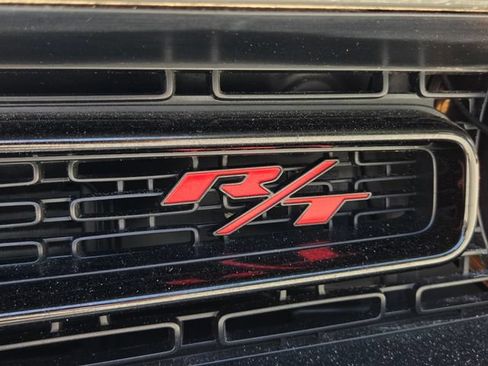 Certified 2017 Dodge Challenger R/T RWD image 10