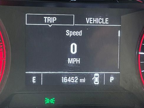 Used 2024 Chevrolet Trax RS w/ Driver Confidence Package FWD image 6