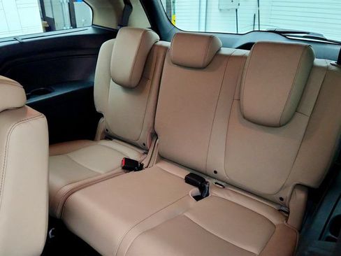 Used 2021 Honda Odyssey Touring image 23