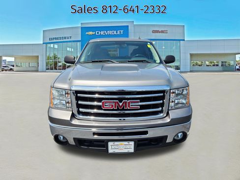 Used 2013 GMC Sierra 1500 SLE w/ Power Tech Package AWD/4WD image 2