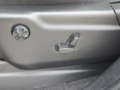 Used 2022 Dodge Durango GT RWD image 26