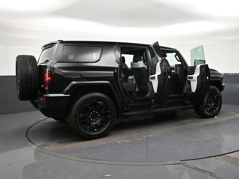 Used 2025 GMC Hummer EV 2X AWD/4WD image 31