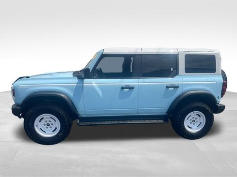 Used 2025 Ford Bronco Heritage Edition AWD/4WD image 2