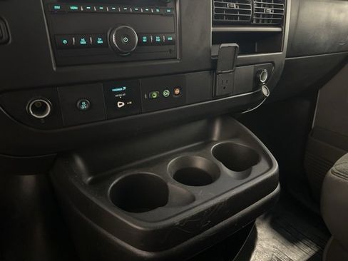 Used 2022 Chevrolet Express 2500 w/ Driver Convenience Package image 19
