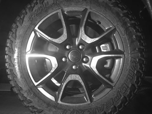 Used 2025 Jeep Compass Trailhawk image 13