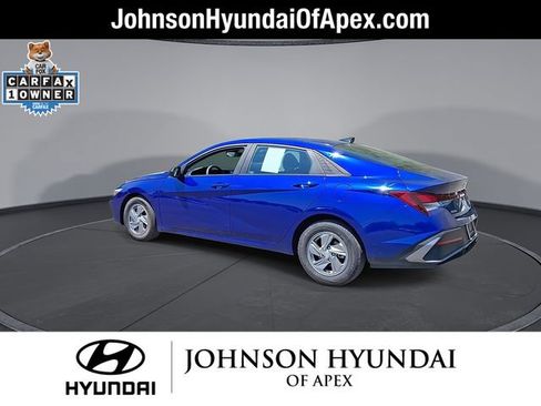 Certified 2024 Hyundai Elantra SE FWD image 7