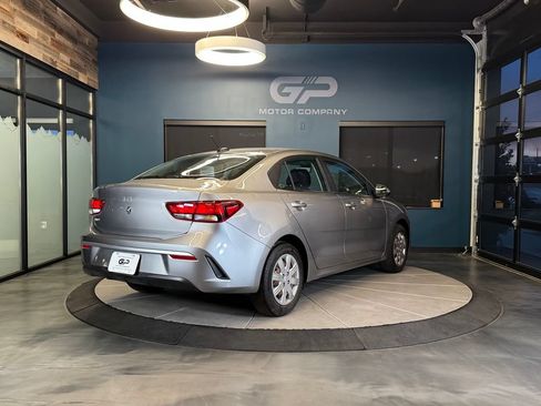 Used 2022 Kia Rio S FWD image 3