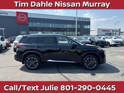 Used 2025 Nissan Rogue Platinum w/ Platinum Premium Package AWD/4WD image 10