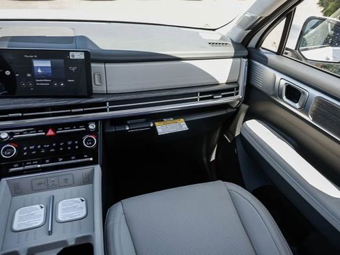 New 2026 Hyundai Santa Fe Calligraphy AWD/4WD image 18