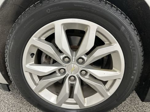 Used 2019 Chevrolet Impala LT w/ LT Leather Package FWD image 15