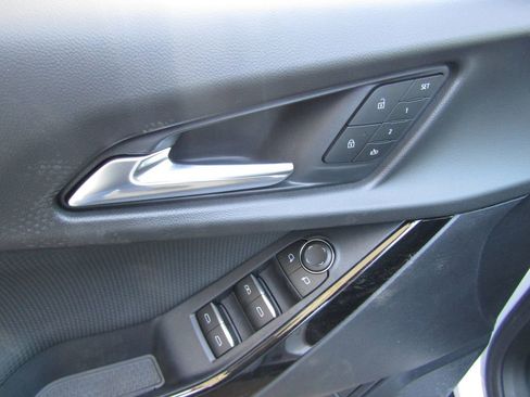 New 2026 Chevrolet Equinox RS image 25