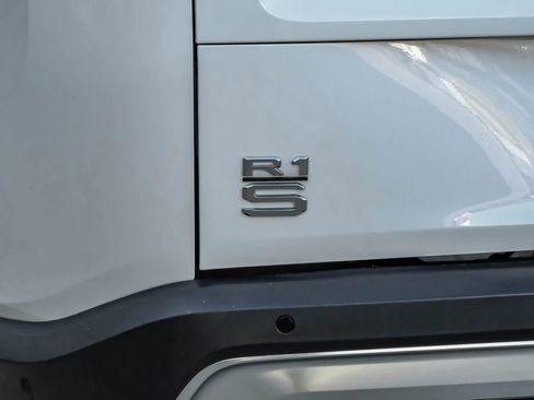 Used 2024 Rivian R1S Adventure AWD/4WD image 62