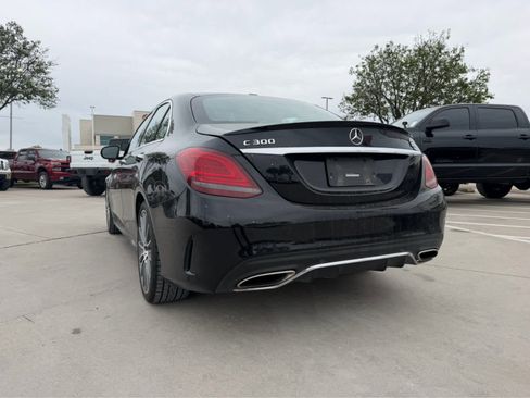 Used 2019 Mercedes-Benz C 300 Sedan image 2