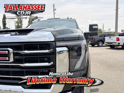 Used 2025 GMC Sierra 2500 SLE AWD/4WD image 11