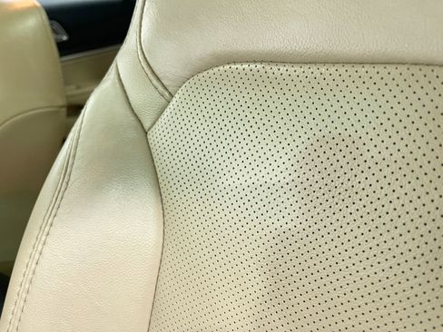 Used 2017 Ford Explorer Limited image 18