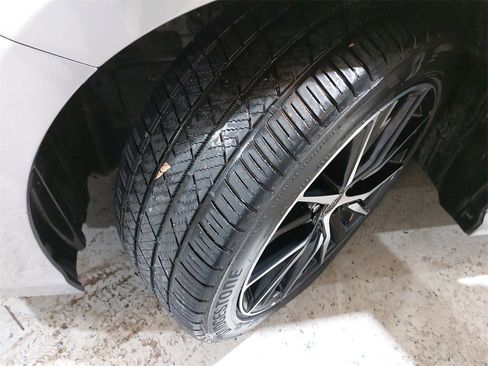 Used 2023 Toyota Camry SE image 31