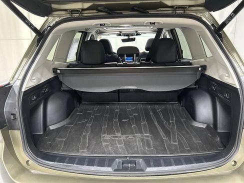Used 2024 Subaru Forester Premium AWD/4WD image 22