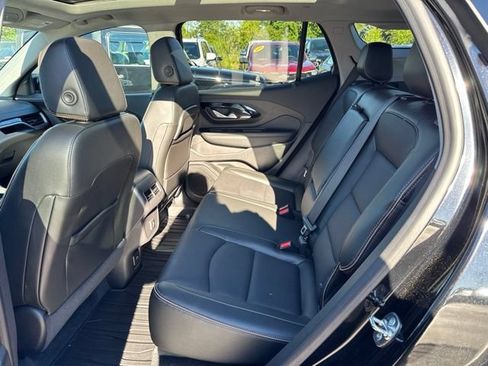 Used 2024 GMC Terrain AT4 AWD/4WD image 19