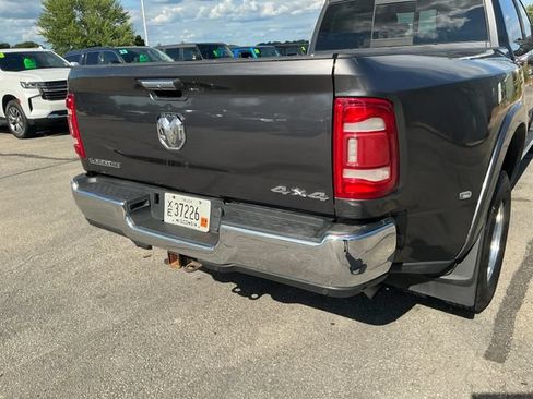 Used 2022 RAM 3500 Laramie AWD/4WD image 15