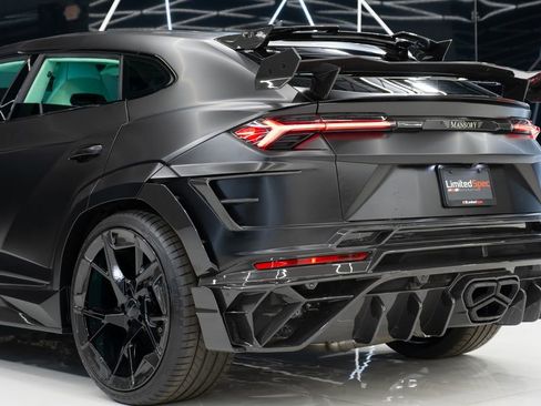 Used 2024 Lamborghini Urus S image 25