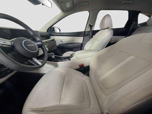 Used 2025 Hyundai Tucson SEL FWD image 13