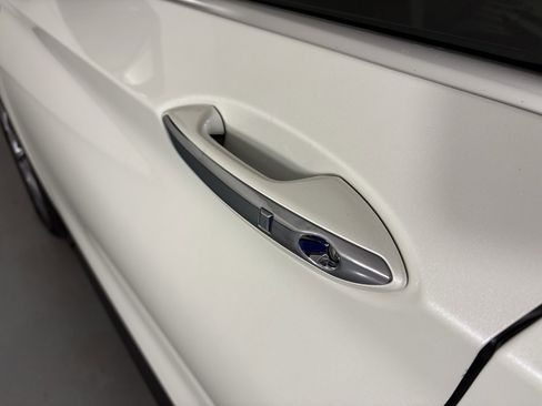 Used 2021 INFINITI QX50 Essential w/ Convenience Package image 11