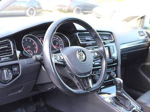 Used 2015 Volkswagen Golf SEL image 15