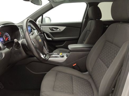 Used 2020 Chevrolet Blazer LT FWD image 17