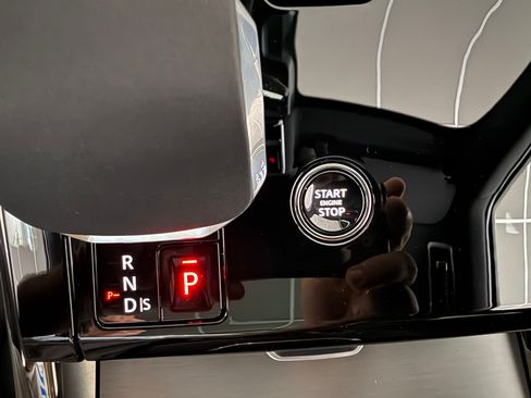 New 2026 Land Rover Range Rover Sport SE AWD/4WD image 14