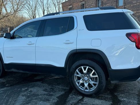 Used 2022 GMC Acadia SLT w/ Trailering Package image 6
